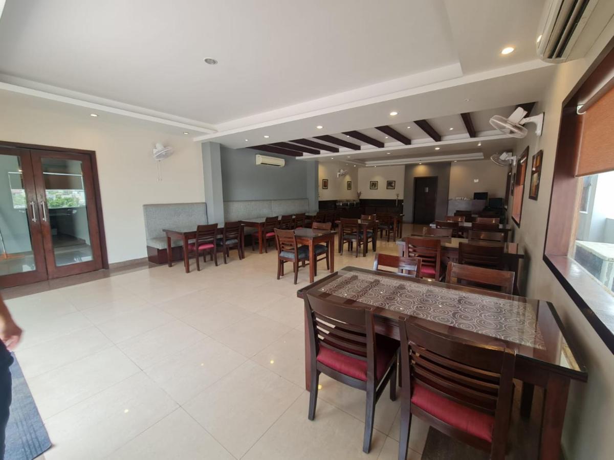 Hotel Lemon Park ฮัดวานี ภายนอก รูปภาพ