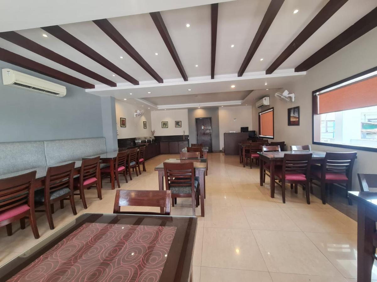 Hotel Lemon Park ฮัดวานี ภายนอก รูปภาพ